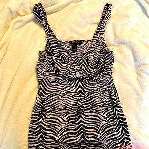 White House Black Market Medium Top